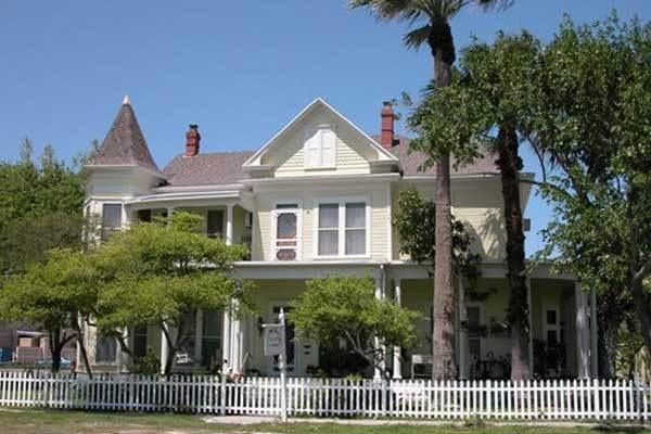 Angel Rose Bed And Breakfast ロックポート エクステリア 写真